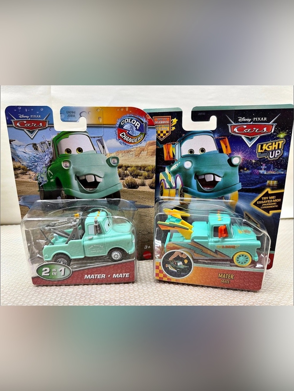 Disney Pixar Cars Mater 2-in-1 Die-Cast Cars Set NWT